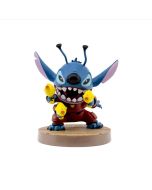 Stitch figuras Yume Hero Box con fato de espacio