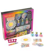 Decora tus uñas Rainbow High