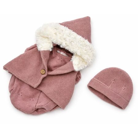 Ropa Bebé Elegance conjunto chaleco y gorra 45 cm
