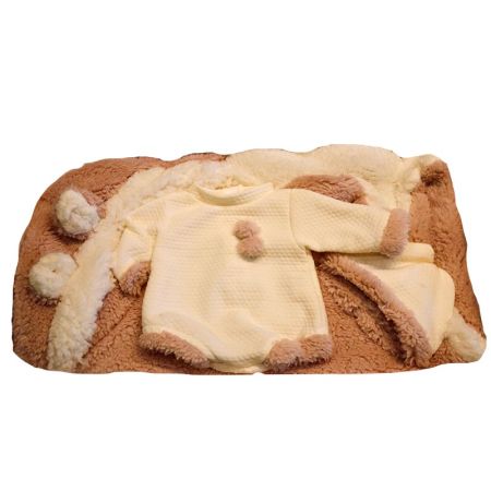 Ropa bebé reborn 40 cm babygrow bege y manta