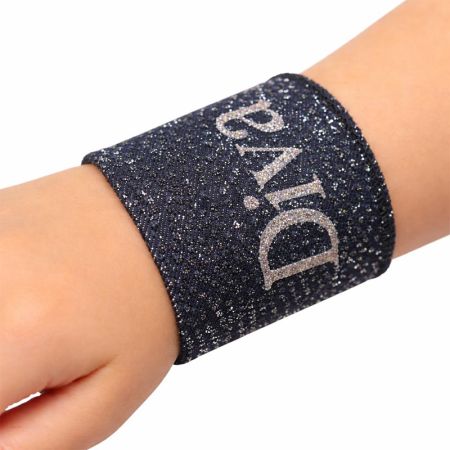 Pulseira Diva tecido brilhante