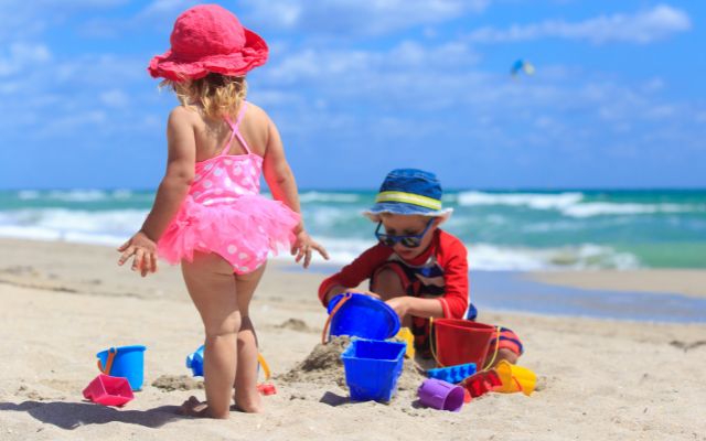 comprar cubos y juguetes para la playa