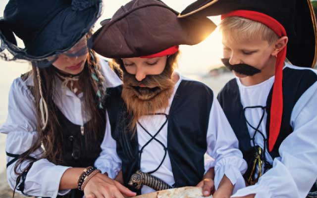 disfraces de piratas, indios y vaqueros